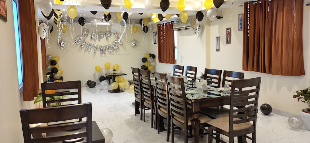 hotel paragon suites