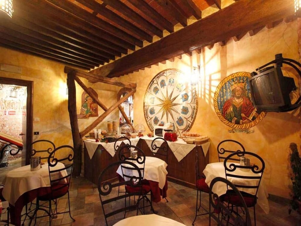 luxury corte di re artu