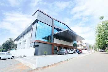 sunstar residency and food plaza pala