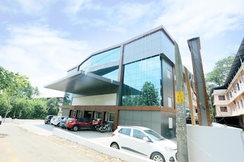 sunstar residency and food plaza pala