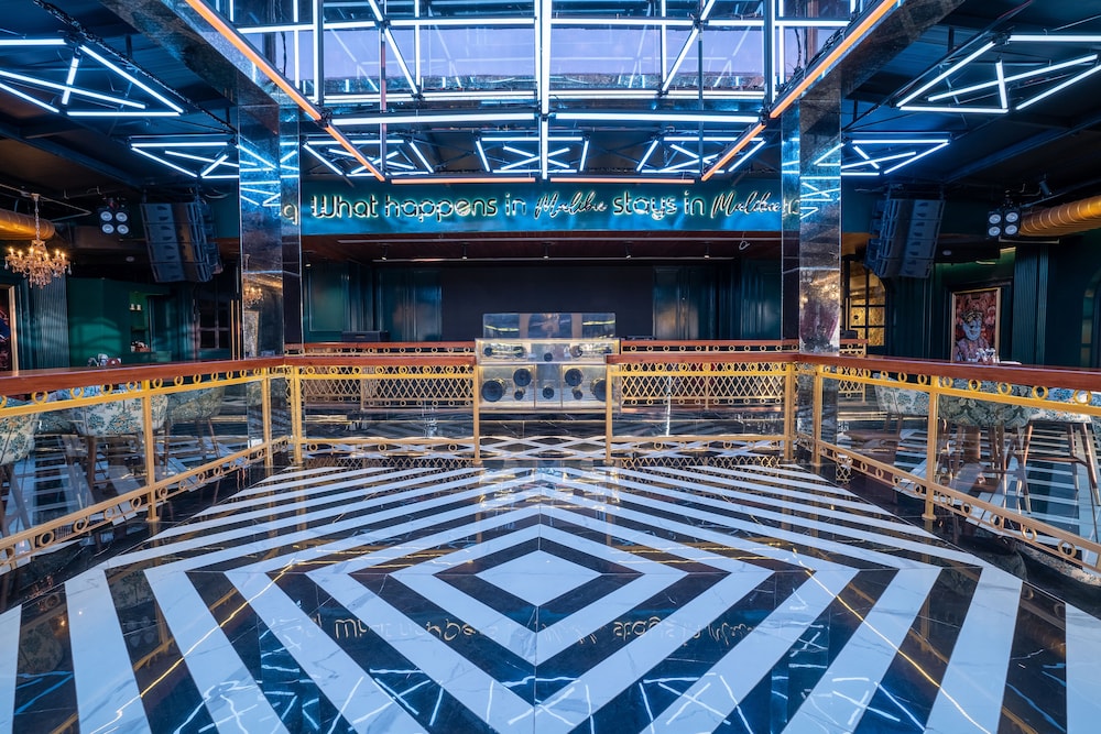 the radiant resort