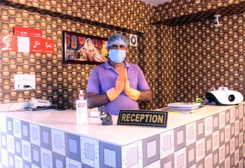 Hotel Galaxy Inn,,3 star