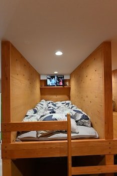 suzumaru hotel hostel