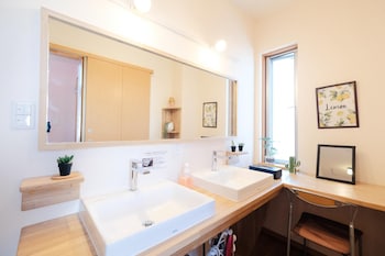 tottori guest house miraie base hostel