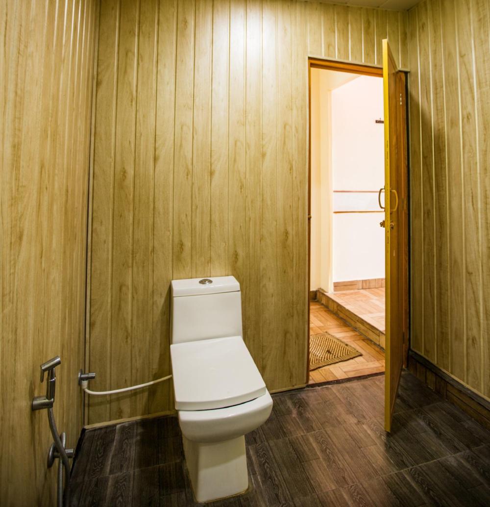 the midway jungle resort