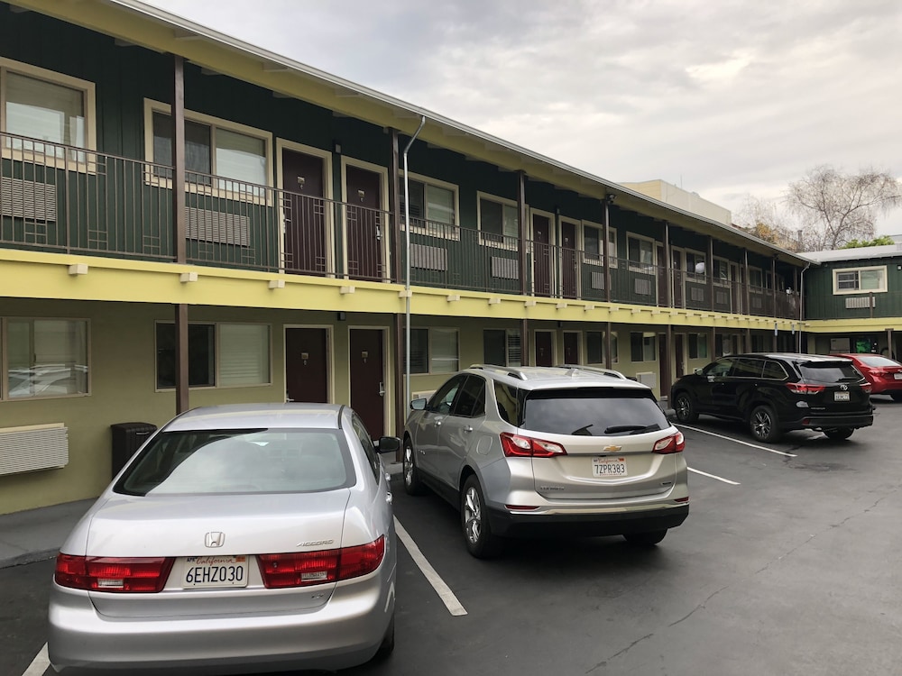 lombard plaza motel