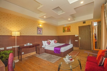 queens hill hotel and resorts