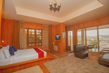 queens hill hotel and resorts