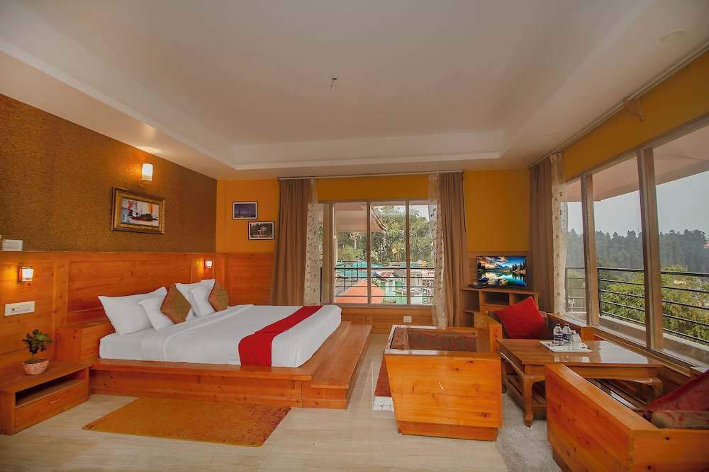 queens hill hotel and resorts