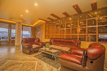 queens hill hotel and resorts