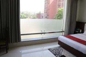 Palmdale Resort,Haryana>>Ambala,4 star