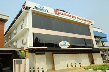 capital o 22459 edasserys kalamassery tourist home
