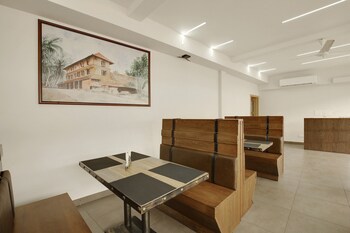 capital o 22459 edasserys kalamassery tourist home