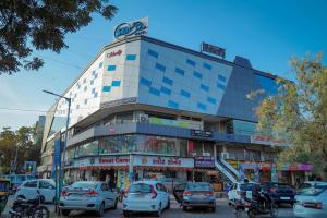 Sn Blu Hotel,Thaltej,3 star