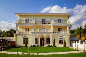 Aleksion Palace,,3 star