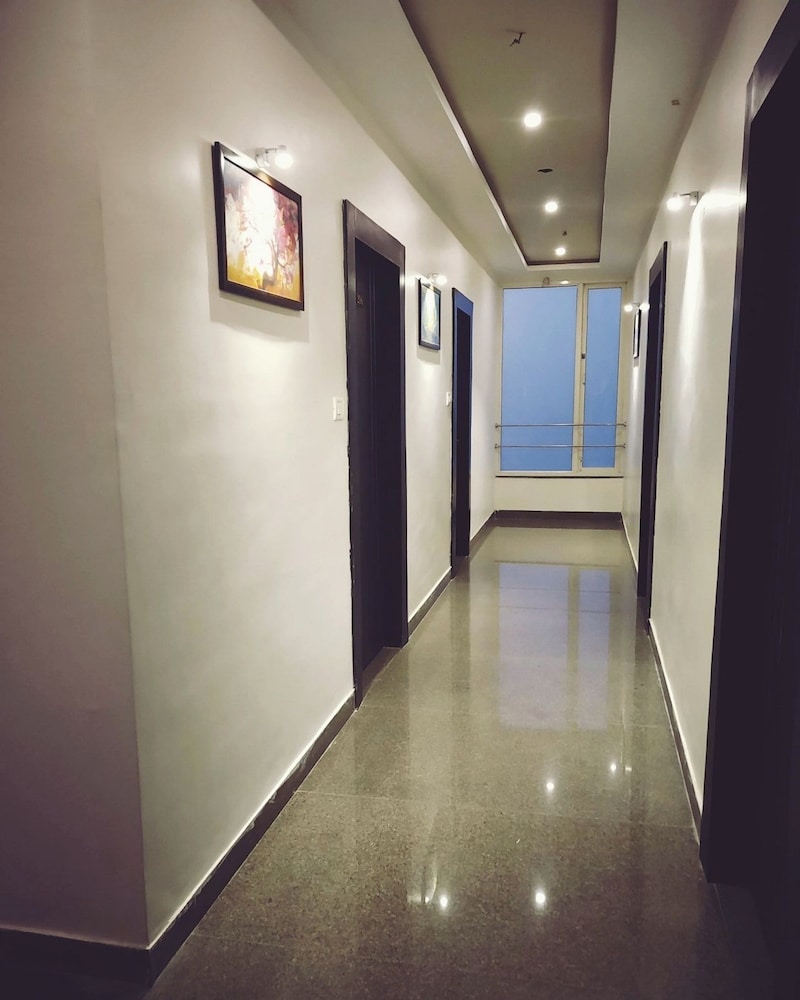 hotel suryansh