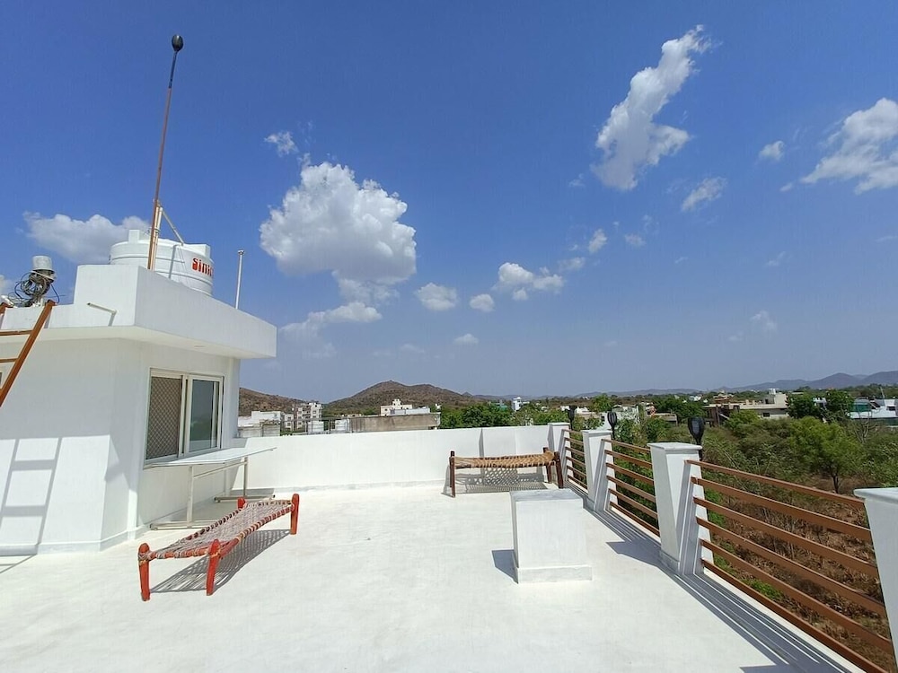 hotel suryansh