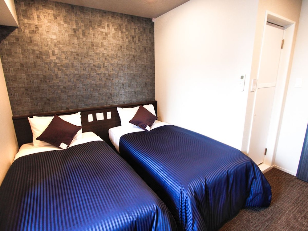 hotel livemax osaka honmachi