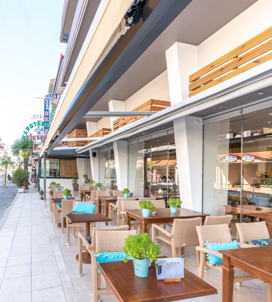 paralia beach boutique hotel