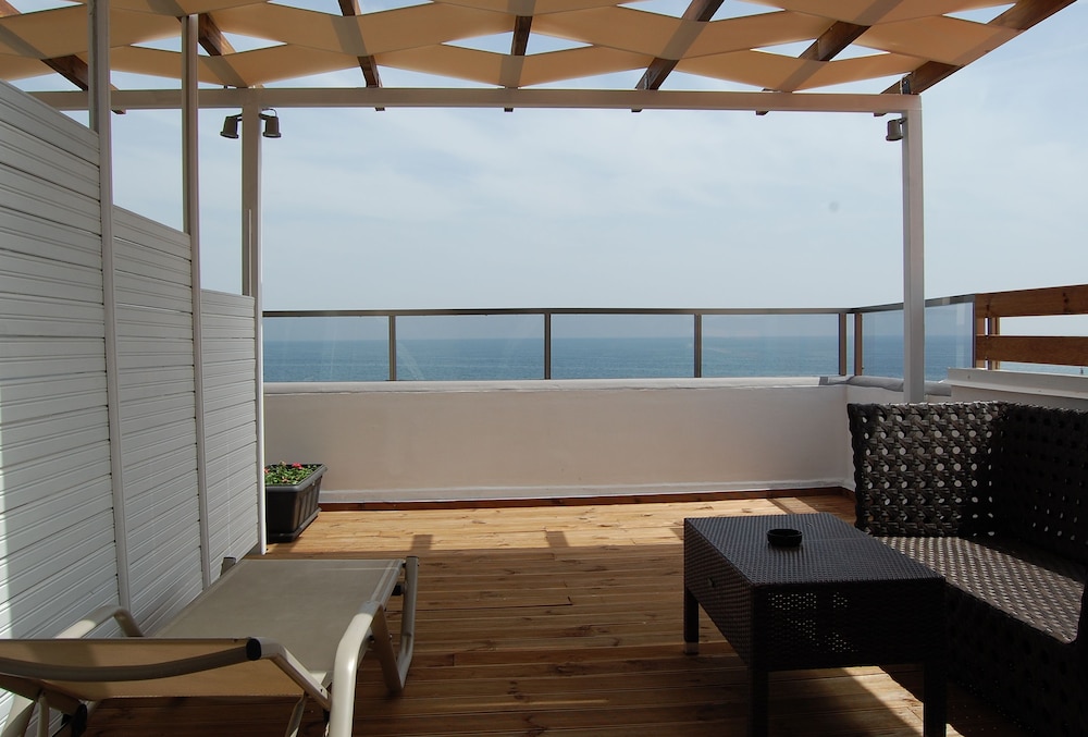 paralia beach boutique hotel