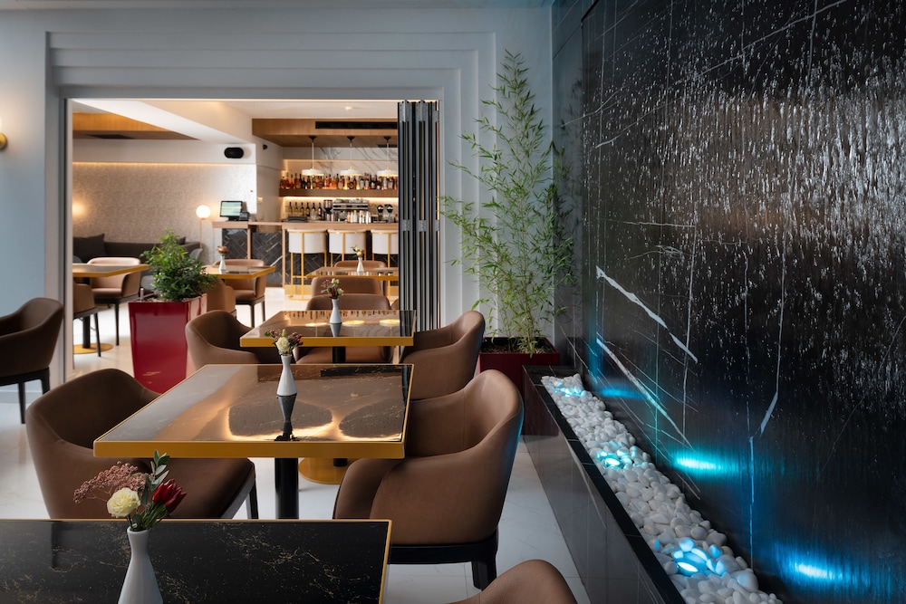 elia ermou athens hotel