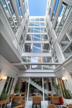 elia ermou athens hotel