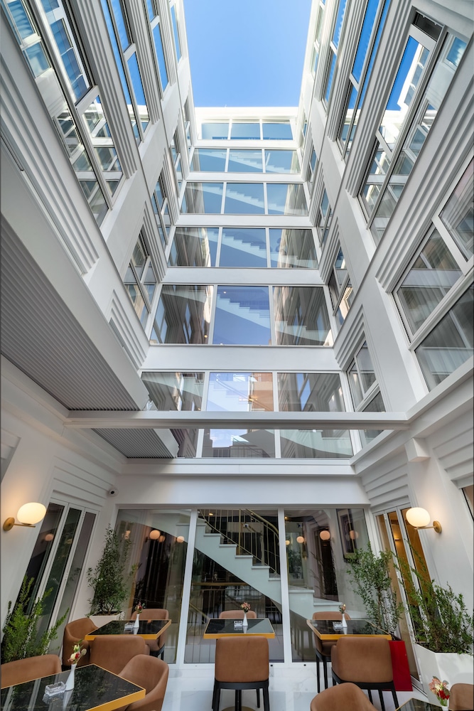 elia ermou athens hotel