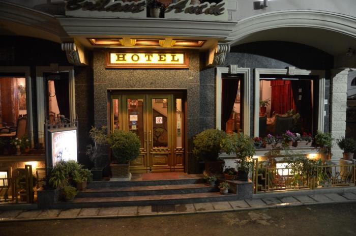 brilant antik hotel