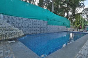 Strand Resort,Oyo 22692 Flagship Strand Resort Is A Popular Choice Amongst Travelers In Lonavala, Whether Explorin,3 star