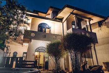 backpack hostel 44