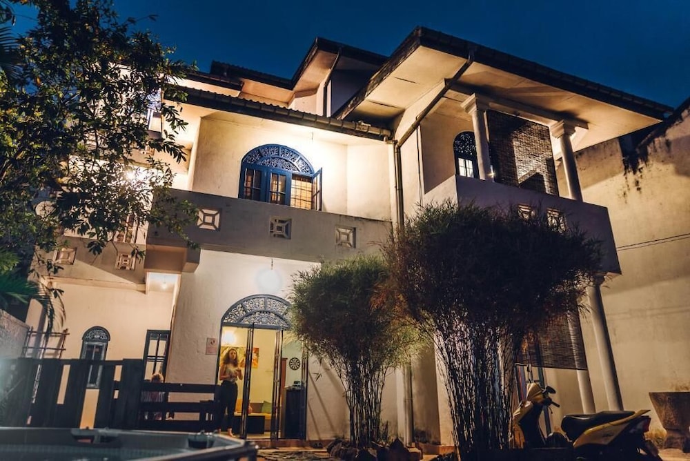 backpack hostel 44