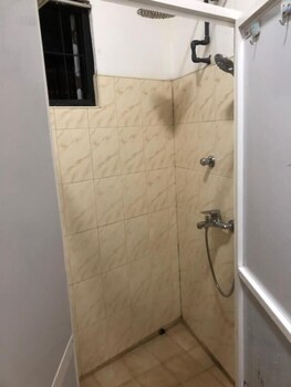 backpack hostel 44
