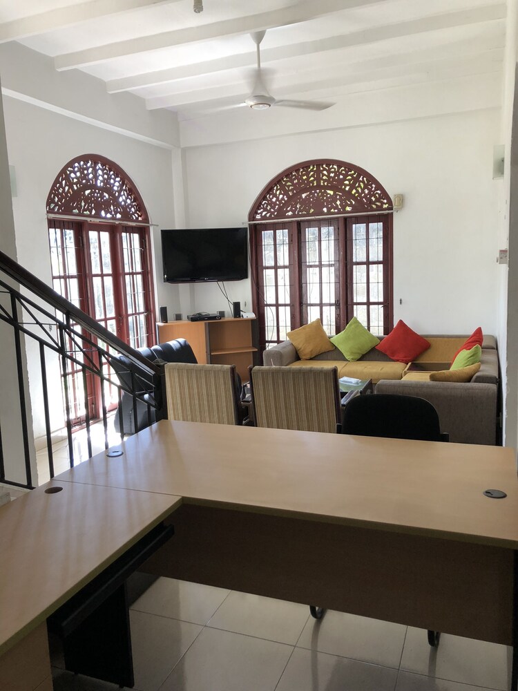 backpack hostel 44
