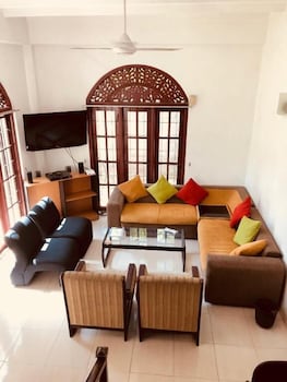 backpack hostel 44