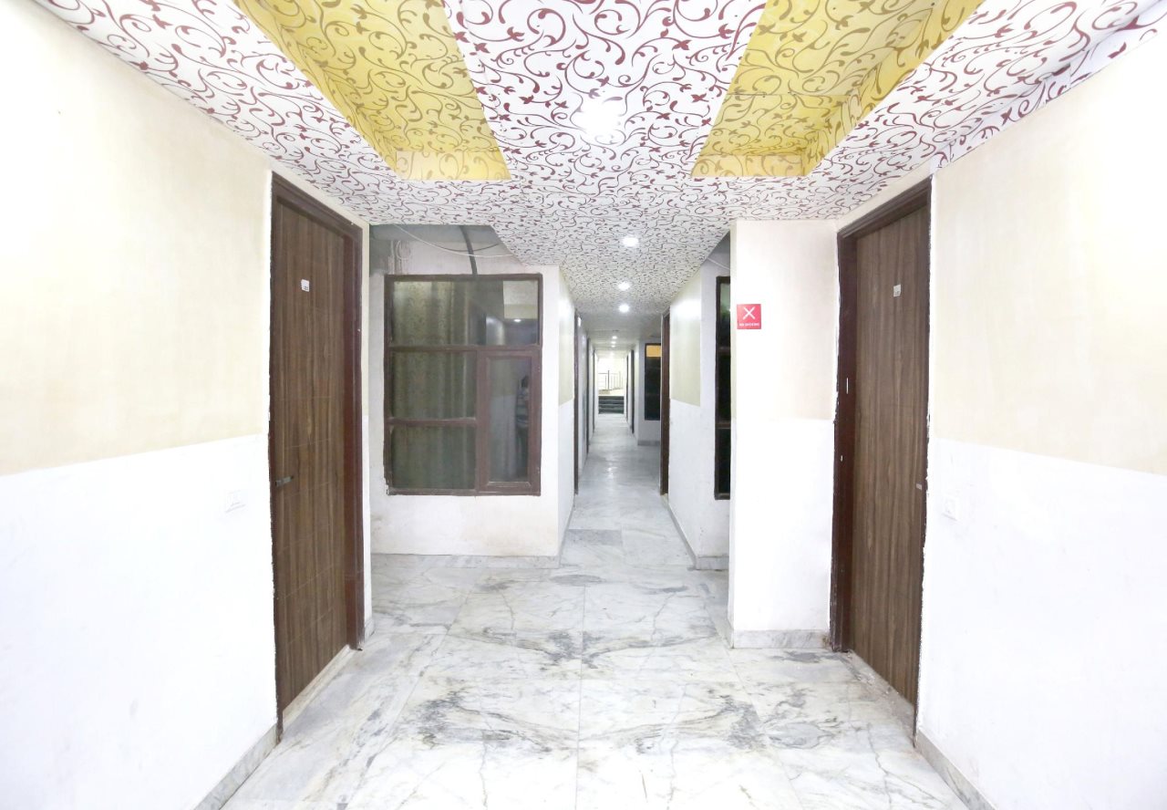 Hotel Modern Palace,Oyo 9634 Sector 42 Is Perfectly Located For Both Business And Leisure Guests In Chandigarh. The Prop,2 star