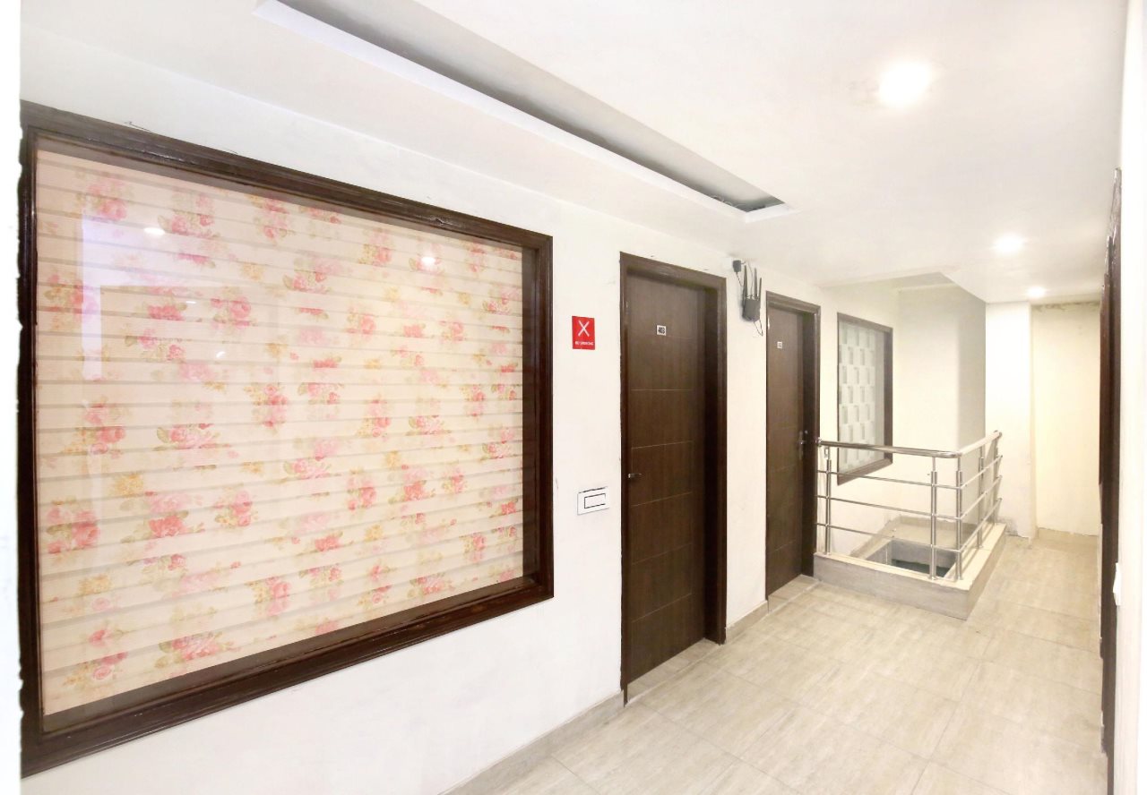 Hotel Modern Palace,Oyo 9634 Sector 42 Is Perfectly Located For Both Business And Leisure Guests In Chandigarh. The Prop,2 star