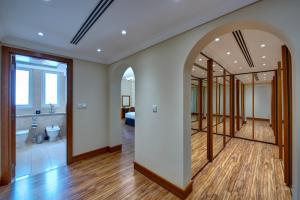 j5 villas holiday homes barsha gardens