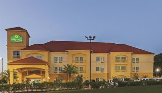 Comfort Inn & Suites,Houston>>Cleveland,3 star