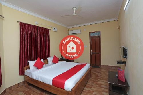 Pink Villa Guest House By Oyo Rooms,Stop At Oyo 24110 Pink Villa Guest House To Discover The Wonders Of Bhubaneswar. The Property Offers,3 star