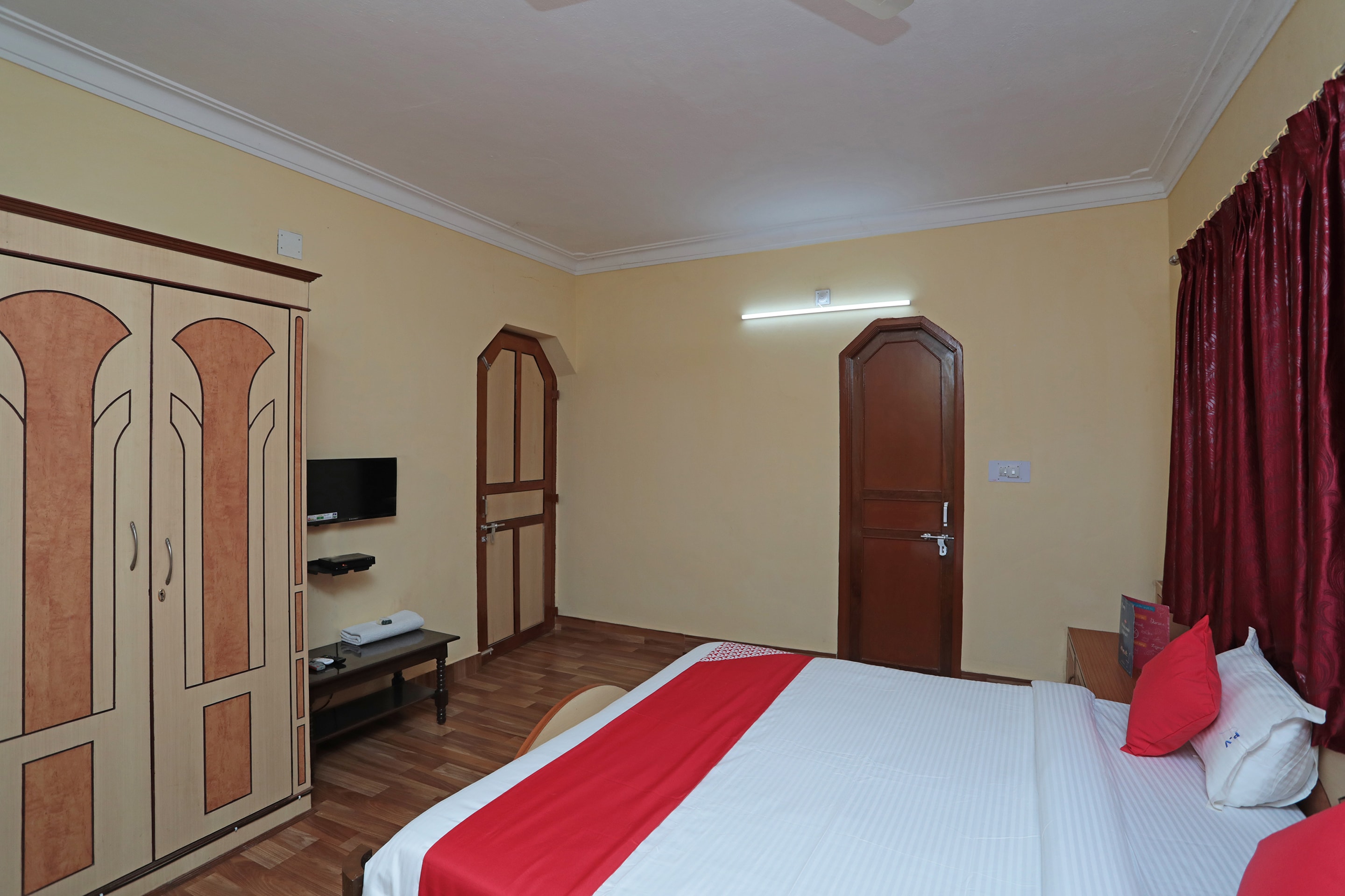 pink villa guest house by oyo rooms