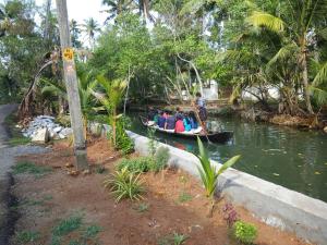 royal munroe palace home stay