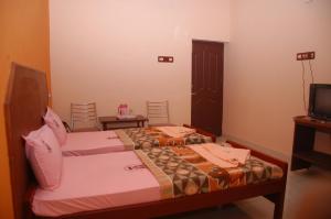 Venkkatramanaa Residency,Kumbakonam>>Ayyampettai,3 star