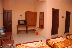 Venkkatramanaa Residency,Kumbakonam>>Ayyampettai,3 star