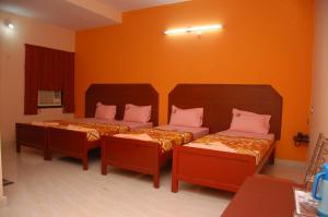 Venkkatramanaa Residency,Kumbakonam>>Ayyampettai,3 star