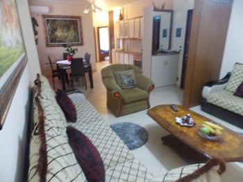 alfreds apartments