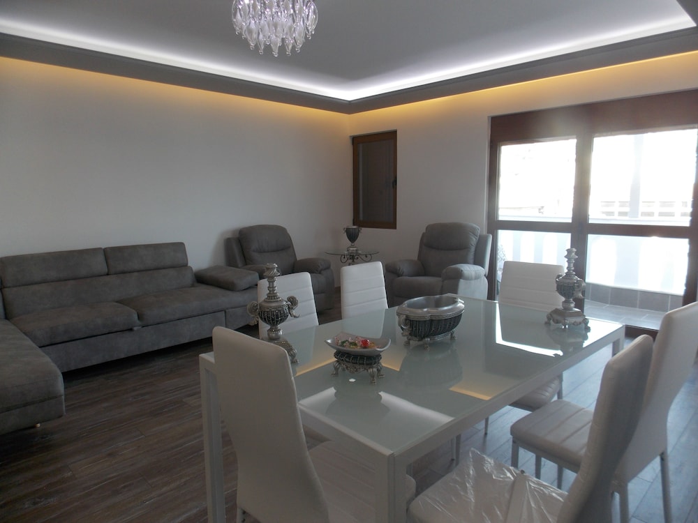 alfreds apartments