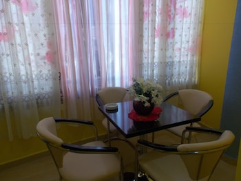 alfreds apartments