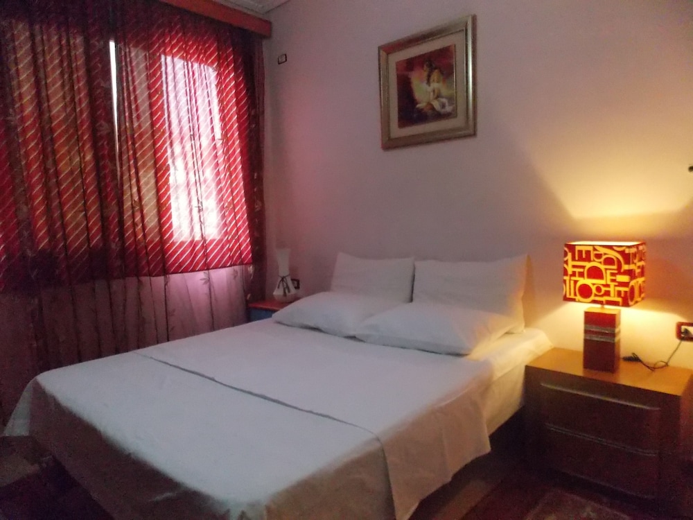 alfreds apartments