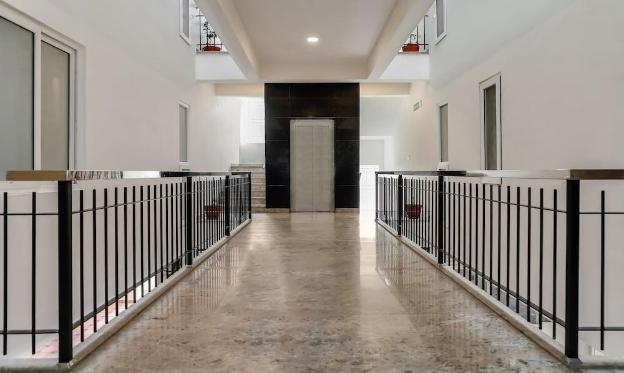 treebo kings suits hsr layout