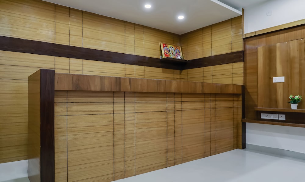 treebo kings suits hsr layout